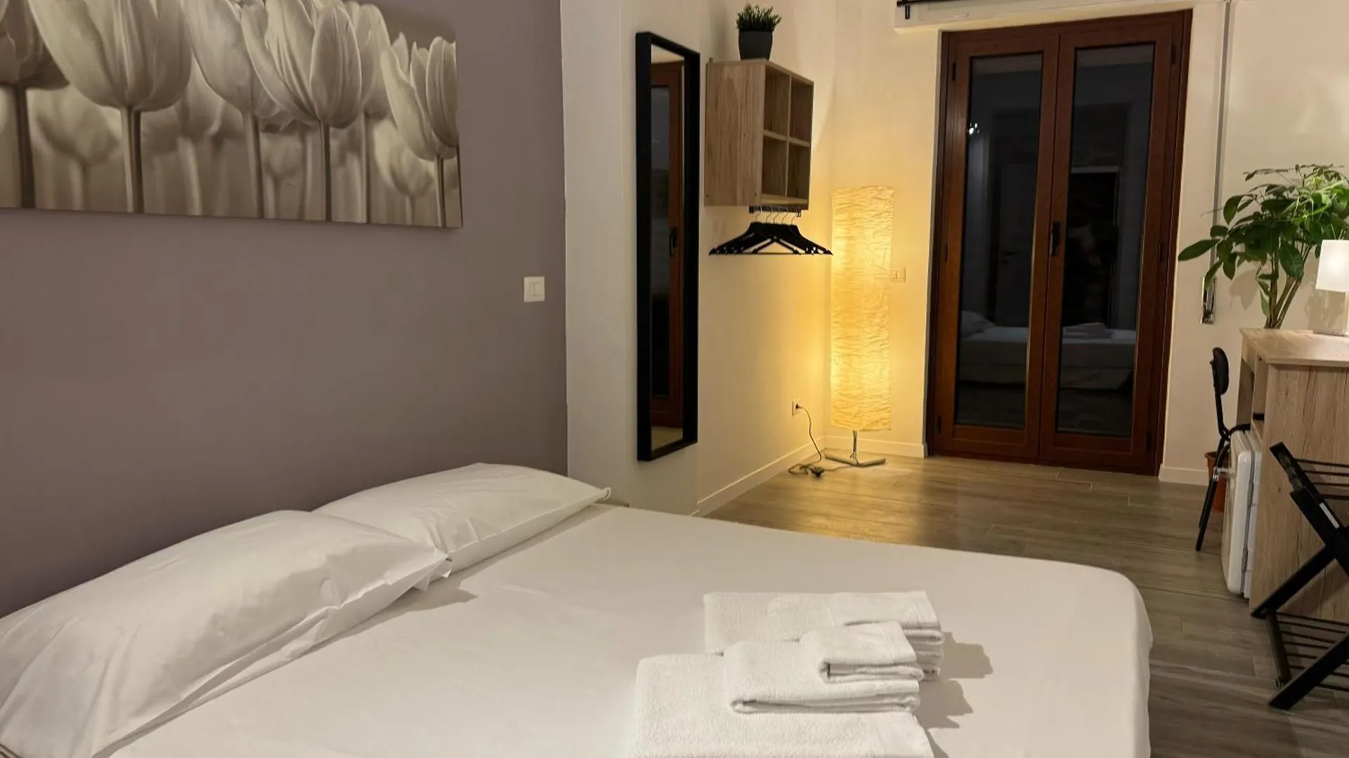 Residenza Piramide Hotel Rome 0*,  Italy